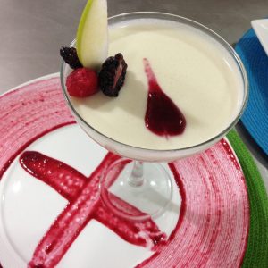12 GELATINA DE YOGOURT EN SALSA DE FRUTOS ROJOS