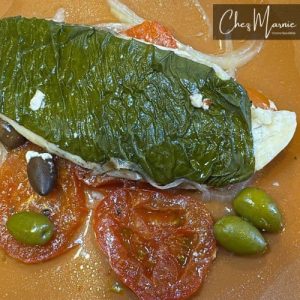 pescado con hoja santa